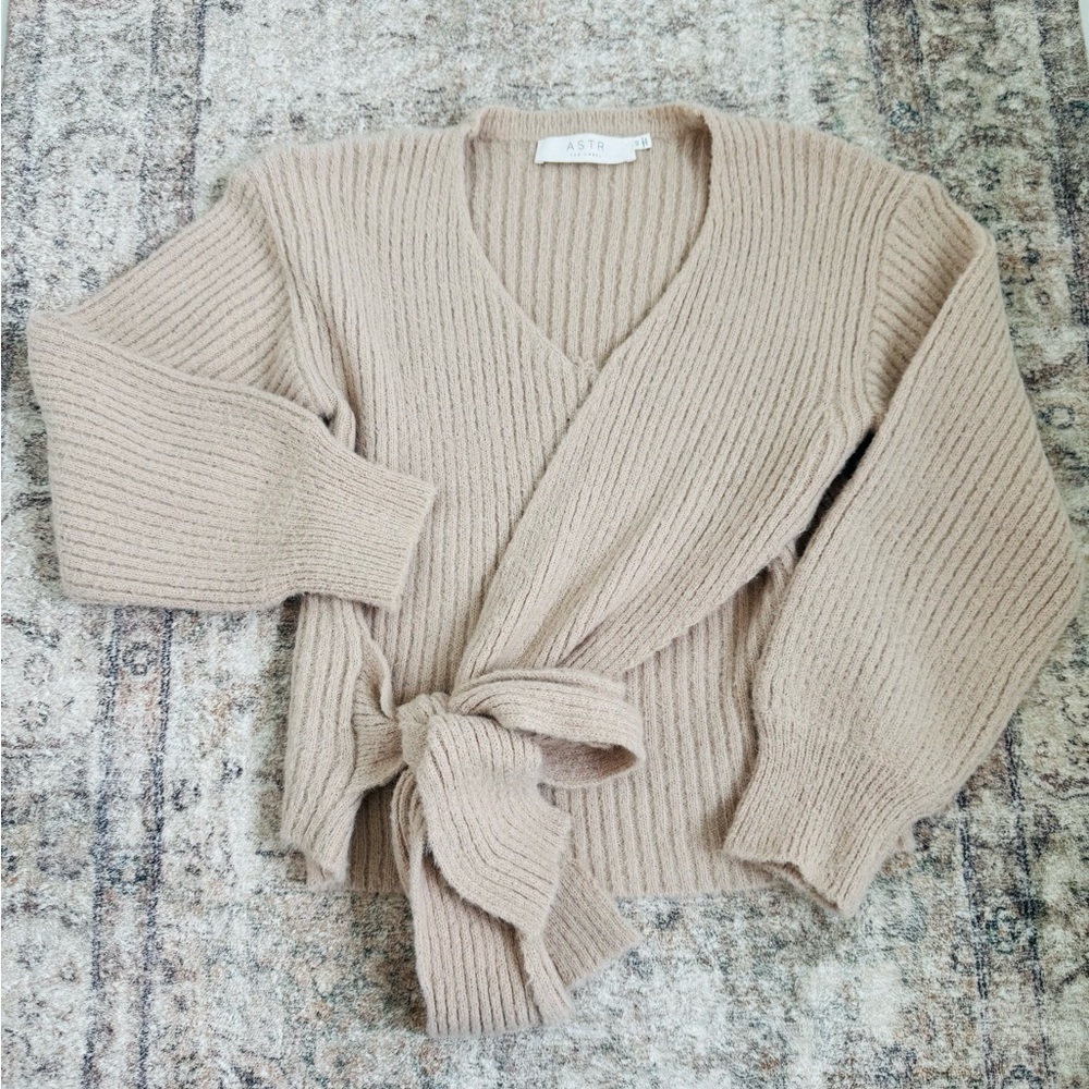 ASTER THE LABEL FRONT WRAP SWEATER XS